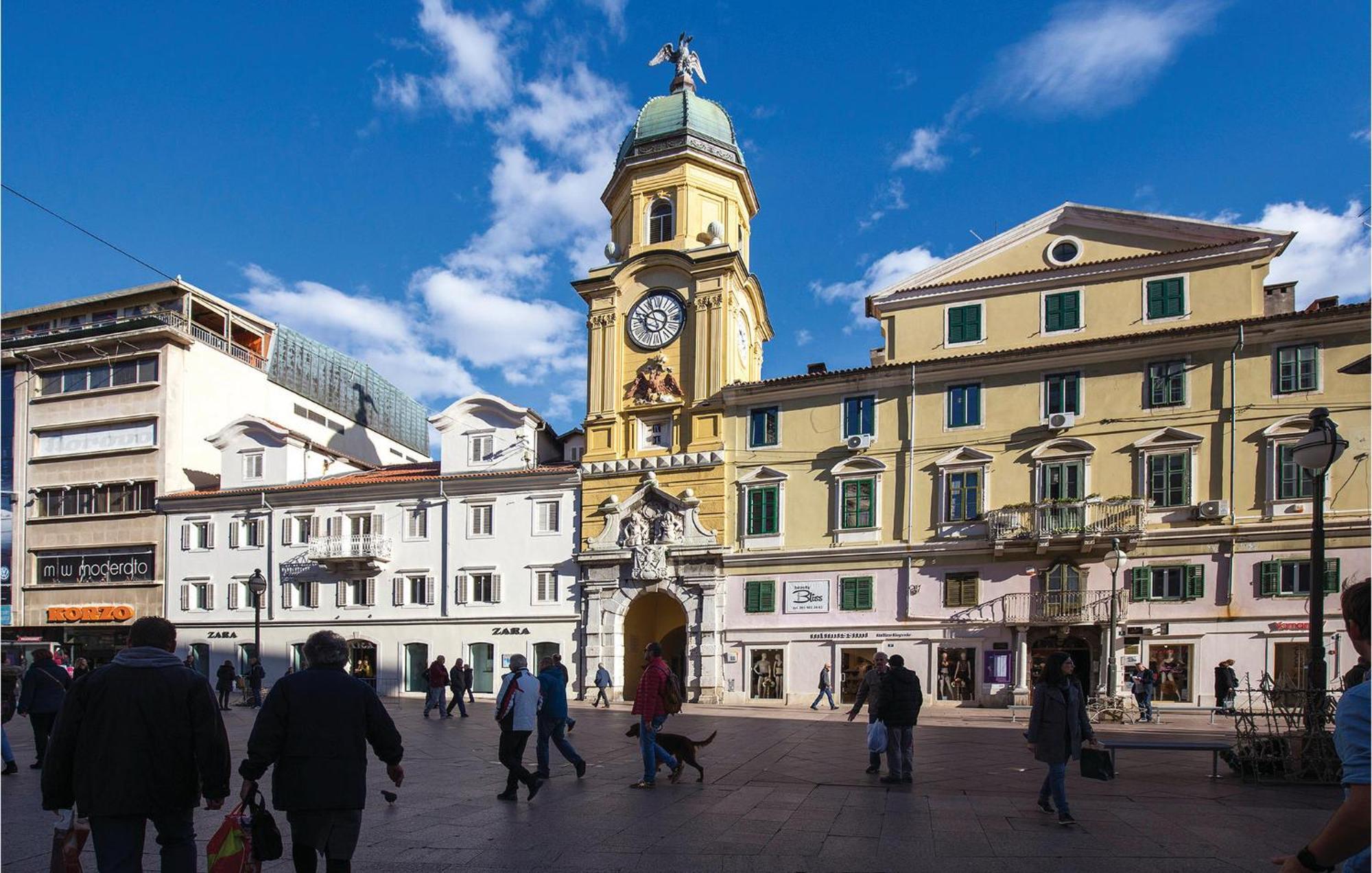 Lovely Apartment In Rijeka With Wifi ภายนอก รูปภาพ